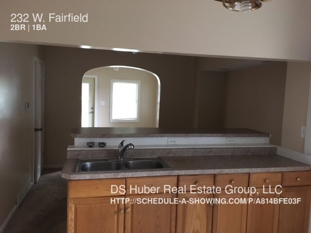 Foto del edificio - 232 W Fairfield Ave