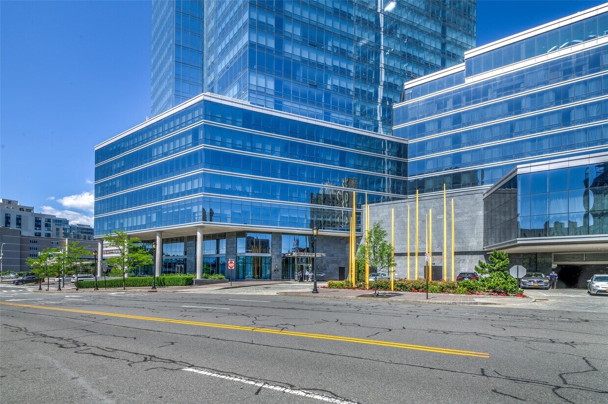 Foto principal - 5 Renaissance Square
