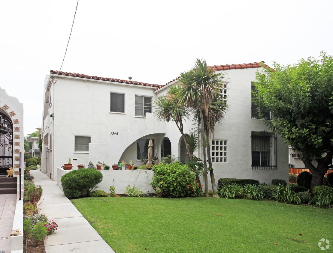 Foto principal - 1346 N Columbus Ave
