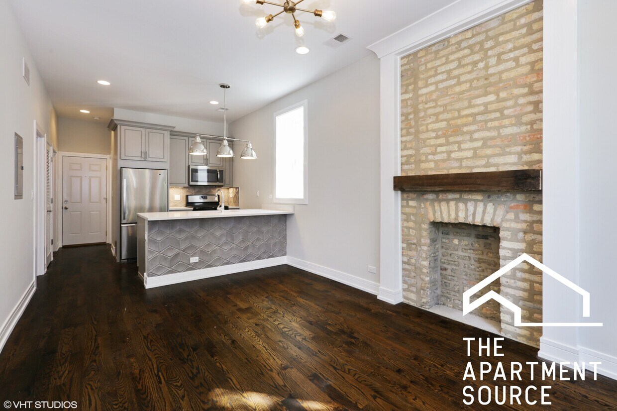 Foto principal - 2648 W Augusta Blvd