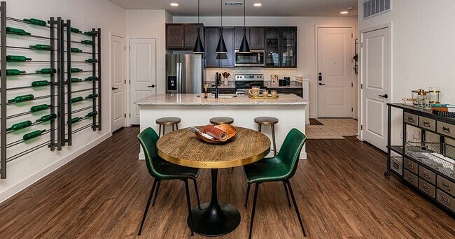 Foto del edificio - Lakeline Crossing Apartments