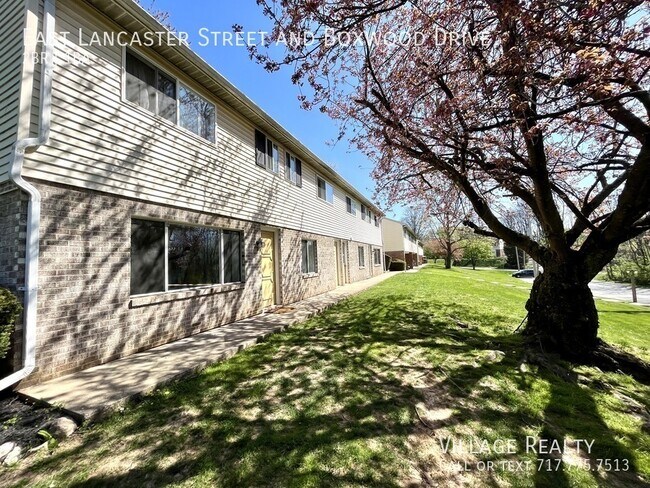 Foto del edificio - 308 E Lancaster St