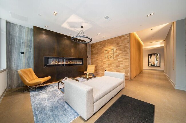Foto del edificio - 120 S Broadway St