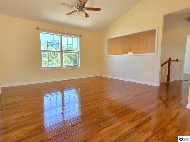 Foto del edificio - 140 Byerly Blvd