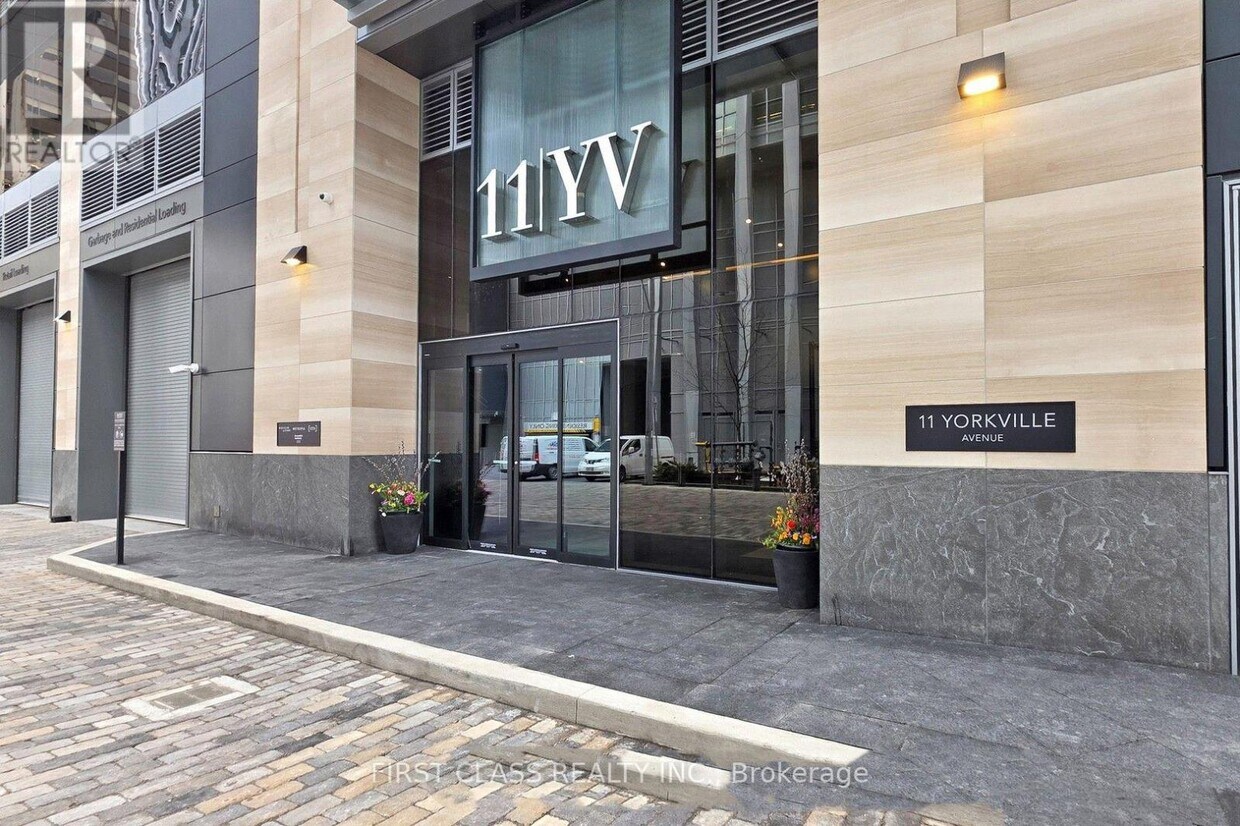 Primary Photo - 11-6111 Yorkville Ave