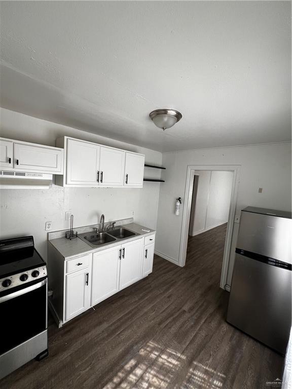 Building Photo - 8 E Adams St