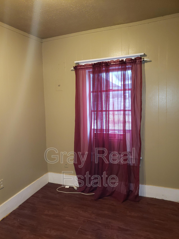 Building Photo - 11076 OK-3W