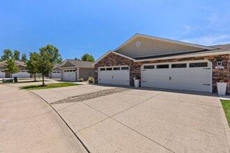 Building Photo - Redwood Marysville Milford Avenue