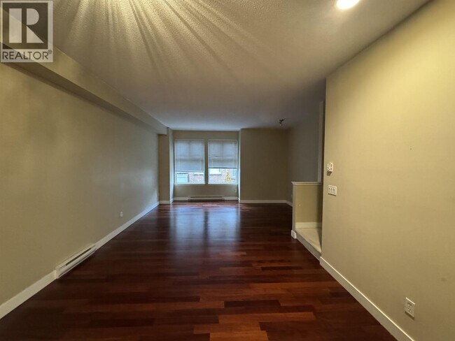 Photo du bâtiment - 65XX Arbutus St