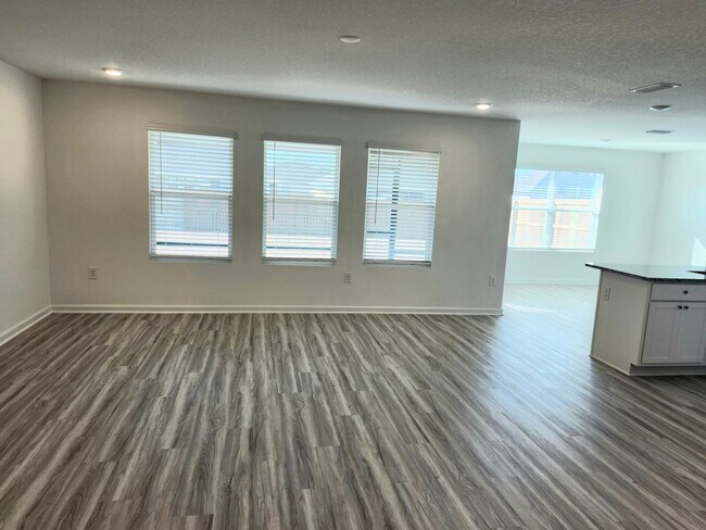 Foto del edificio - ***COMING SOON*****AVAILABLE IN MARCH*****