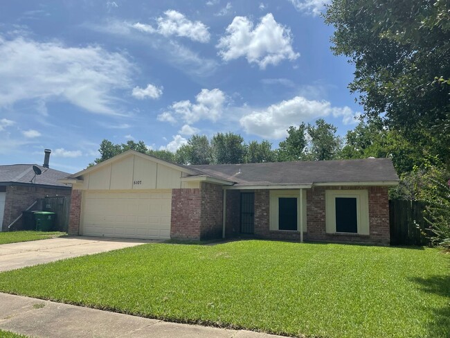 Foto del edificio - 3 bedroom / 2bath home in Southwest Houston.