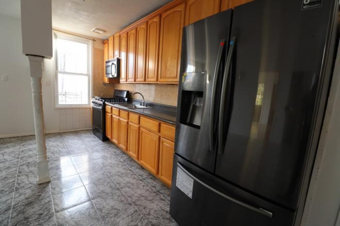 Foto principal - 2 bedroom in BROOKLYN NY 11214