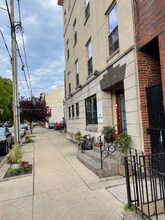 Building Photo - 322-26 Bainbridge St