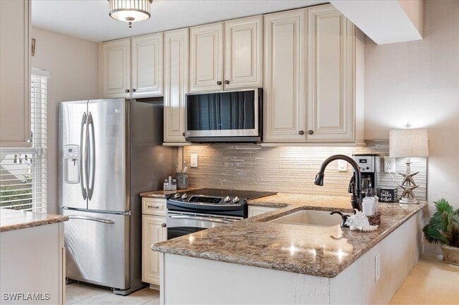 Building Photo - 1375 Mainsail Dr