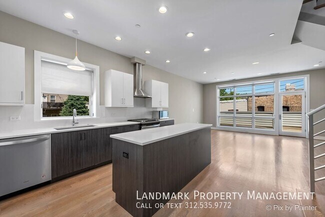 Photo - 2810 W Walton St House