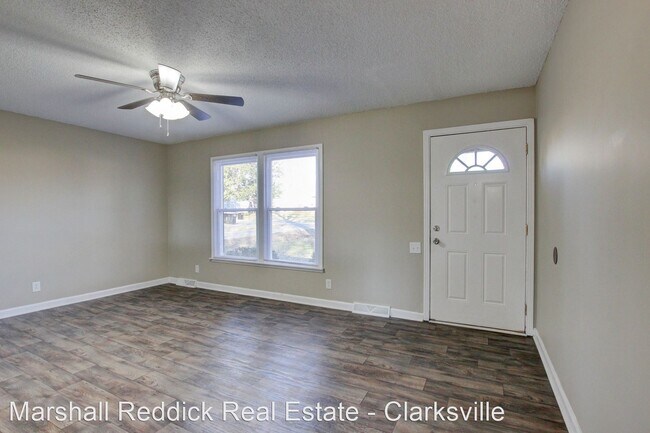 Building Photo - 3 br, 1.5 bath House - 1585 Elberta Dr