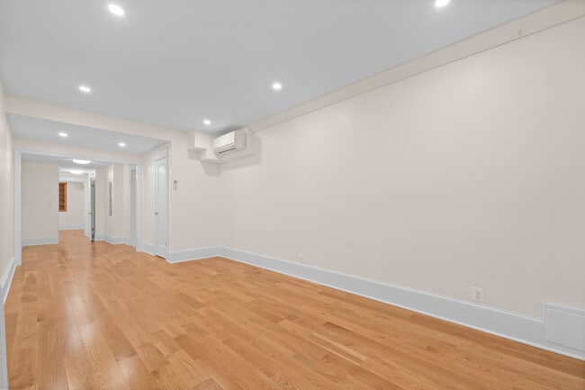 Foto del edificio - 2316 20th St NW