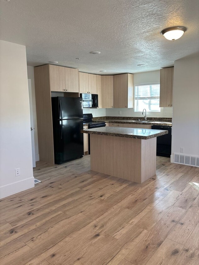 Primary Photo - Pet Friendly Townhome