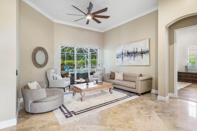 Building Photo - 4675 Manderly Dr