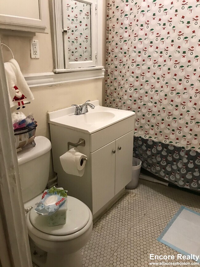 Foto del edificio - 364 Riverway