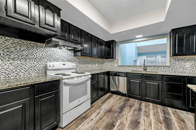 Foto del edificio - 5506 Willow Cir