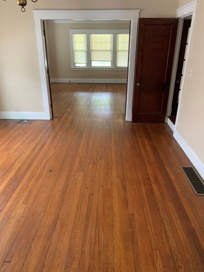 Foto del edificio - 2284-6 South Overlook Road