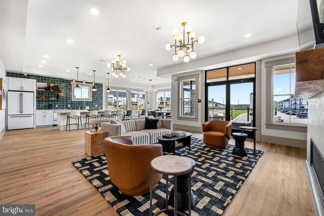 Foto del edificio - 1004 Admiral Ln