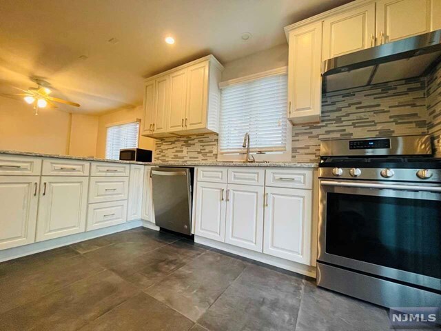 Foto del edificio - 2367 7th St