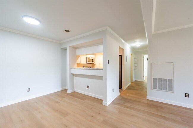 Building Photo - 8600 Fathom Cir