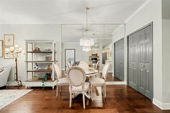 Foto del edificio - 2865 Lenox Rd NE