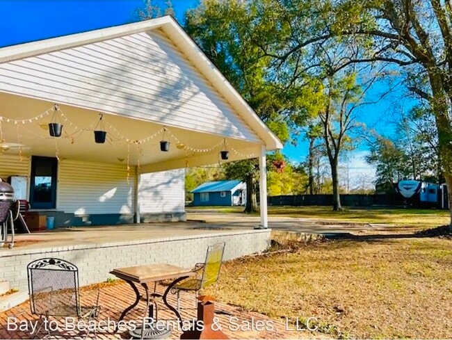 Building Photo - Co Rd 55