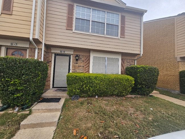 Building Photo - 2400 Jupiter Rd