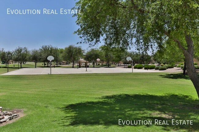 Foto del edificio - 3067 E Palmdale Ln