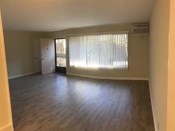 Foto del edificio - 426 E Elmwood Ave