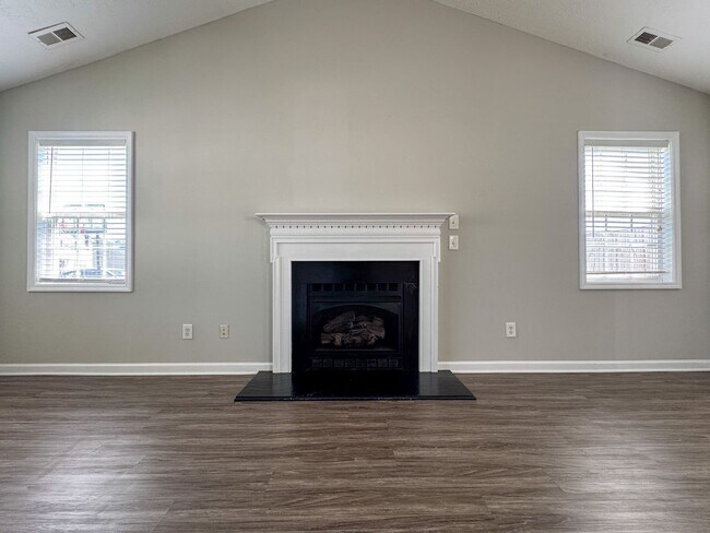 Foto del edificio - 1502 Bridgeton Way