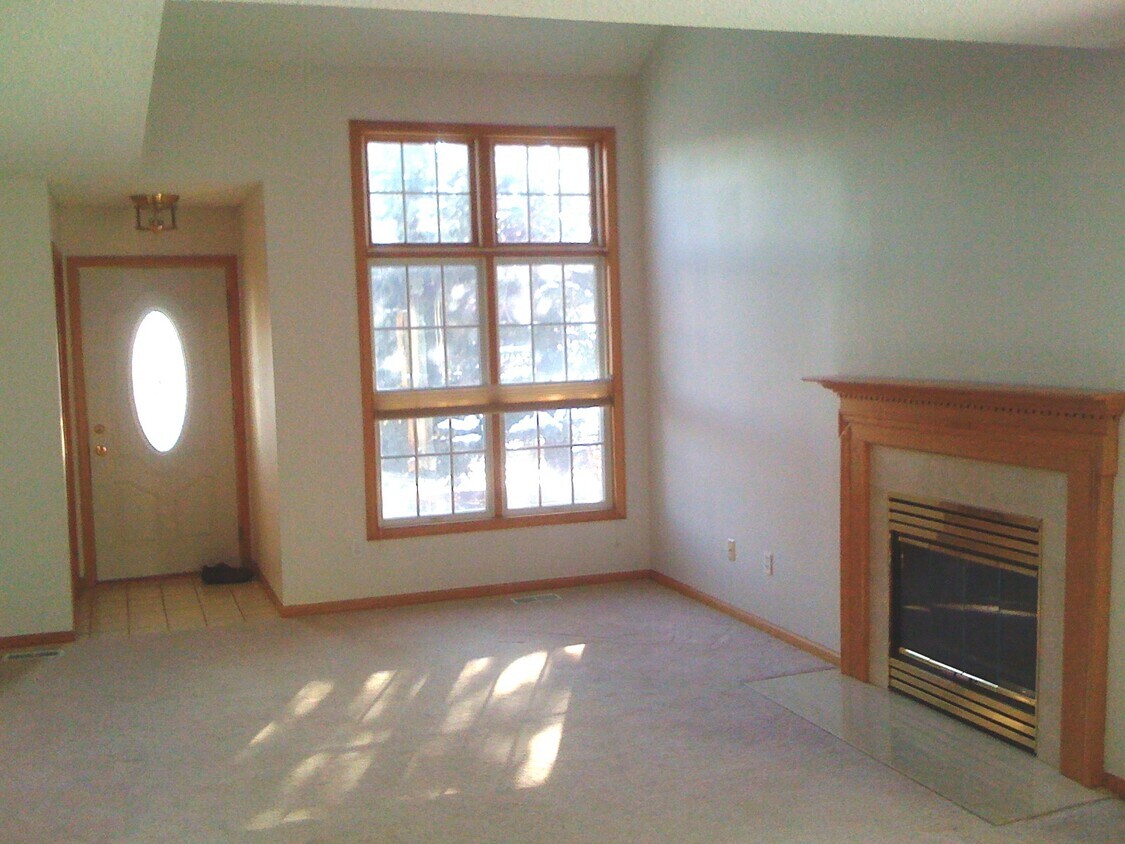 14824 58th St N, Stillwater, MN 55082 Townhome Rentals in Stillwater