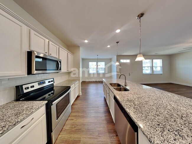 Foto del edificio - 5083 Trailwater Dr
