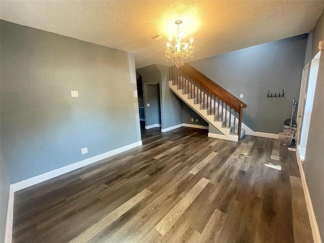 Building Photo - 12300 Brookglade Cir