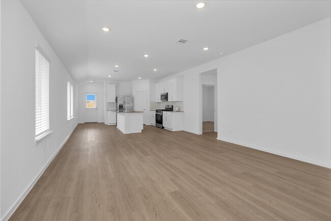 Foto del edificio - 3518 Grassland Dr