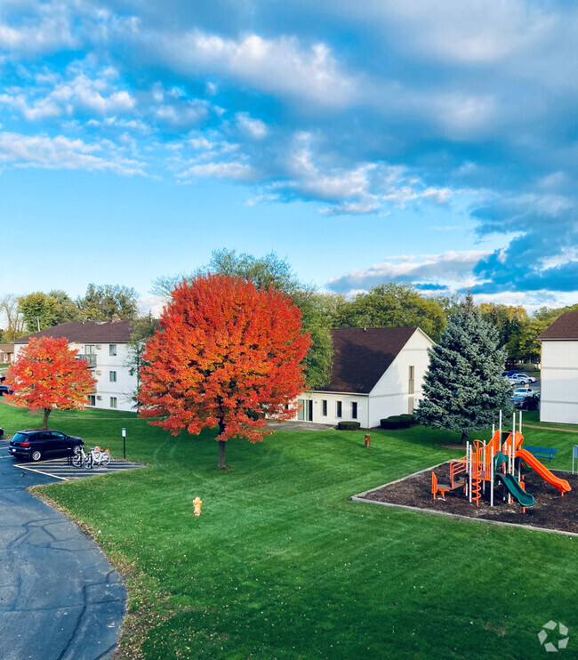 Exterior - Sunflower Apartments