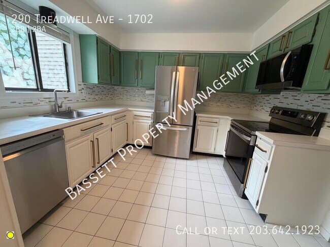 Foto del edificio - 290 Treadwell St