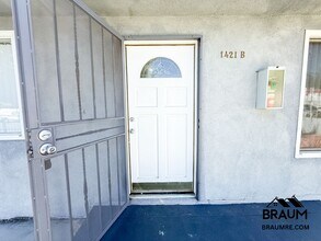 Building Photo - 1415 Centinela Ave