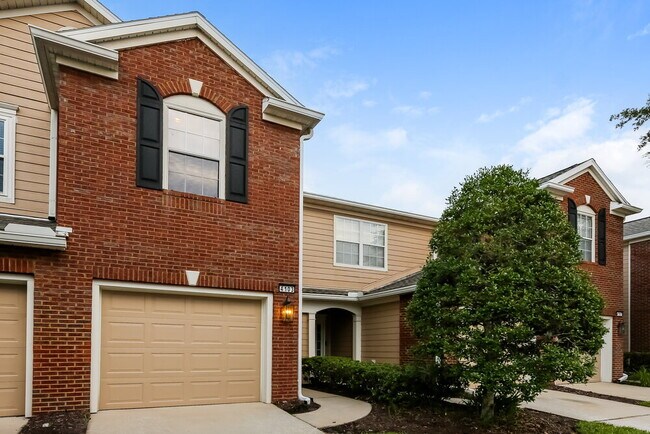 Foto del edificio - 4103 Crownwood Dr