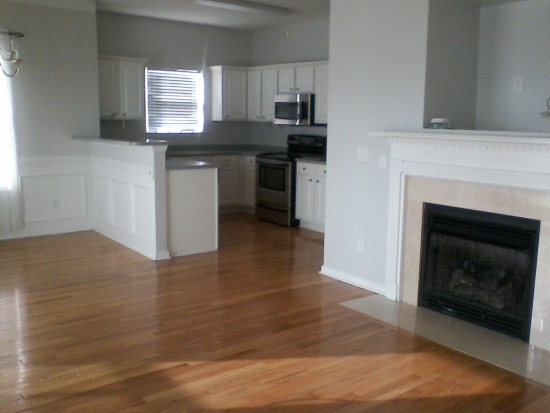 Building Photo - 2337 Tall Sail Dr