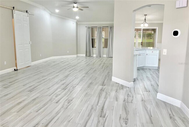 Building Photo - 919 Camino Del Rey Dr