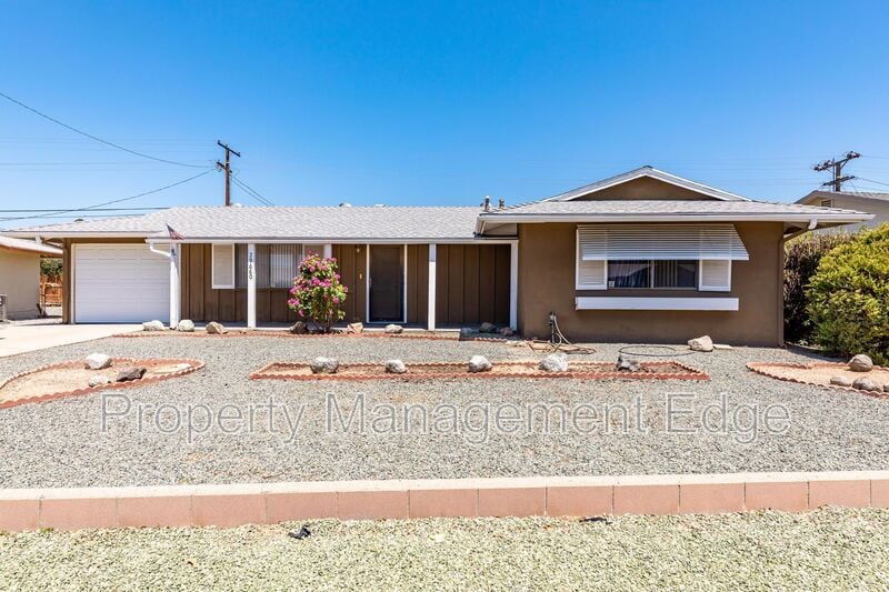 Foto principal - 29660 Pebble Beach Dr