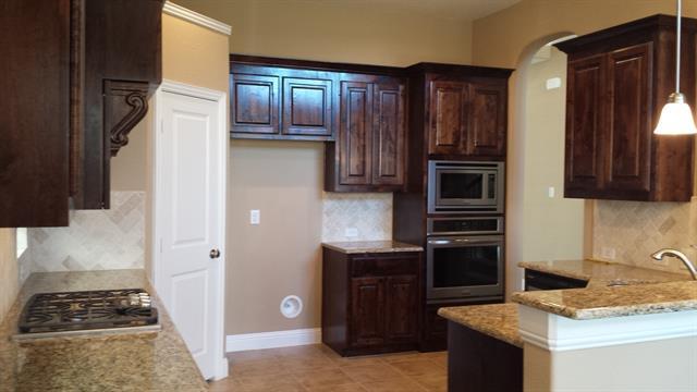 Foto del edificio - 2449 Kingsgate Dr