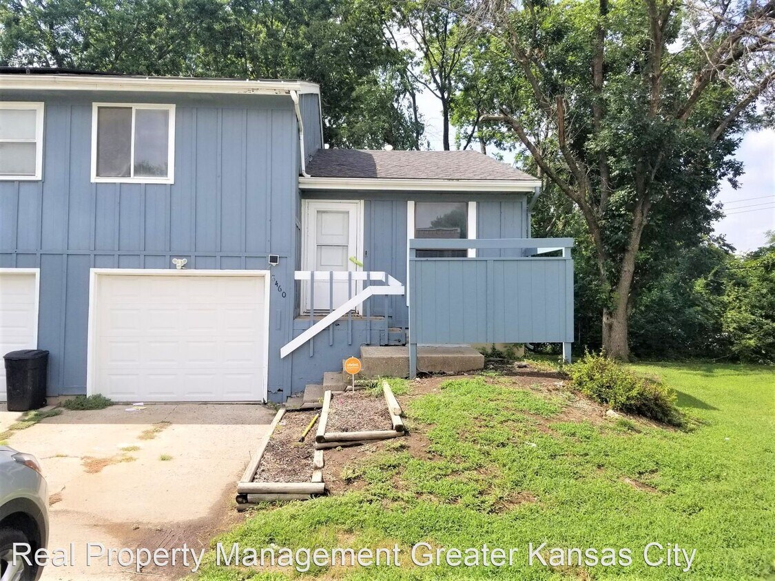 Primary Photo - 3 br, 1.5 bath House - 8460 Lane Dr.