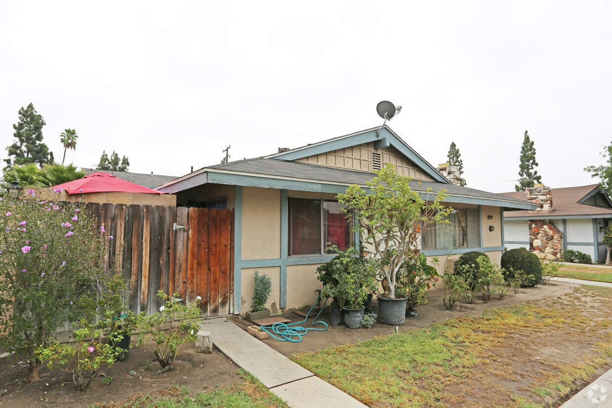 Building Photo - 12152 Haster St