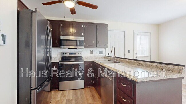 Foto del edificio - 3248 N Senseney Cir